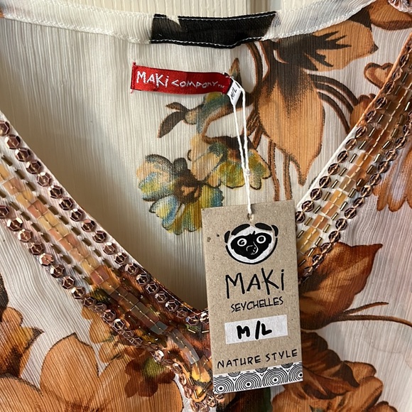 NWT MAKI COVER UP SIZE M/L - Picture 2 of 4